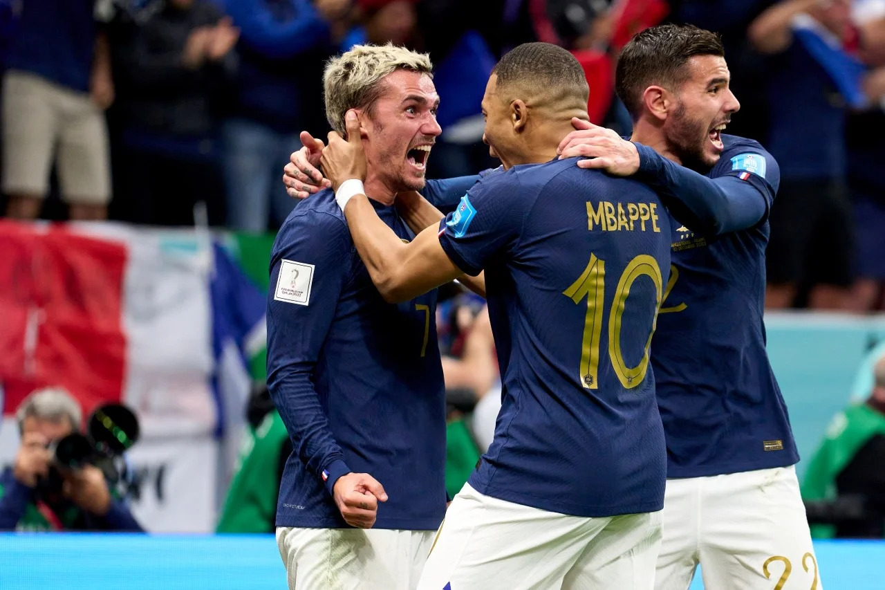 ฝรั่งเศส เอาชนะ โมร็อกโก 2-0 ผ่านเข้าชิงชนอาร์เจน